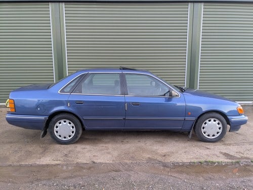 1991 Ford Granada 2.0l Saloon - time warp 35K miles A vendre