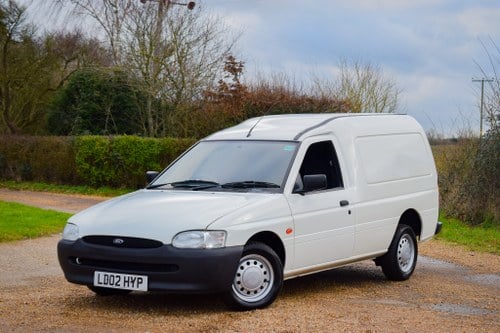 2002 Ford Escort Van MK6 1.8L Diesel Manual VENDU