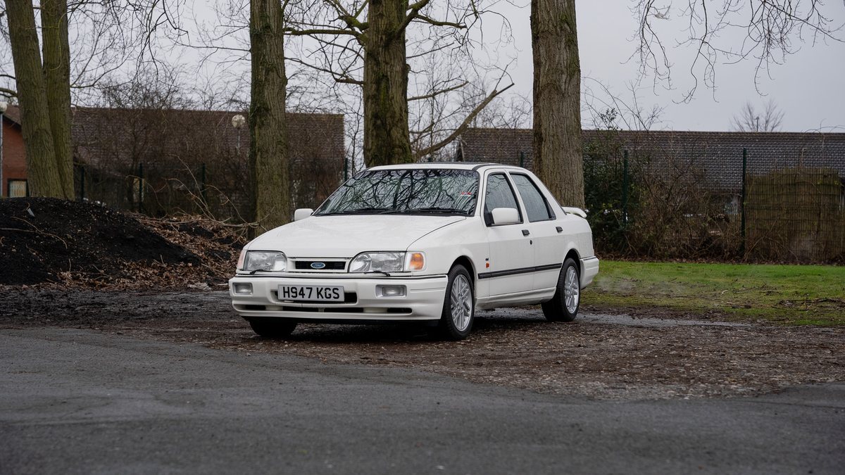 1991 Ford Sierra Vit manuell, 5 växlar Högerstyrd i Grimsby ...