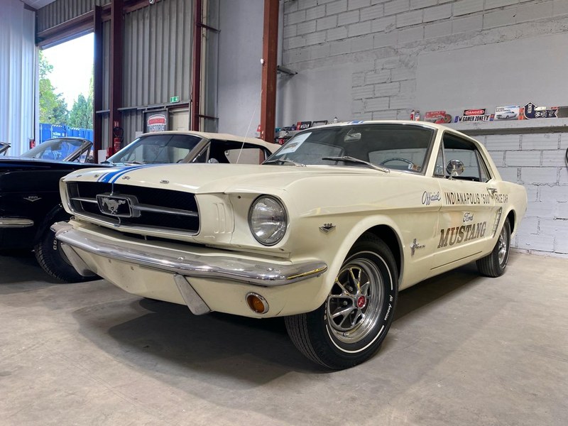 1965 Ford Mustang - 1 1965 Ford Mustang - 1