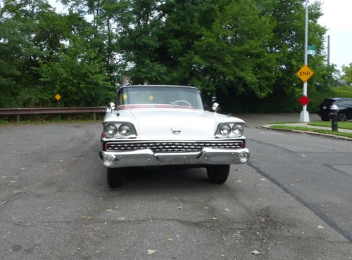 1959 Ford Galaxie Cabriolet