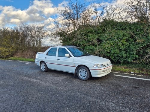 Ford Orion Ghia Si