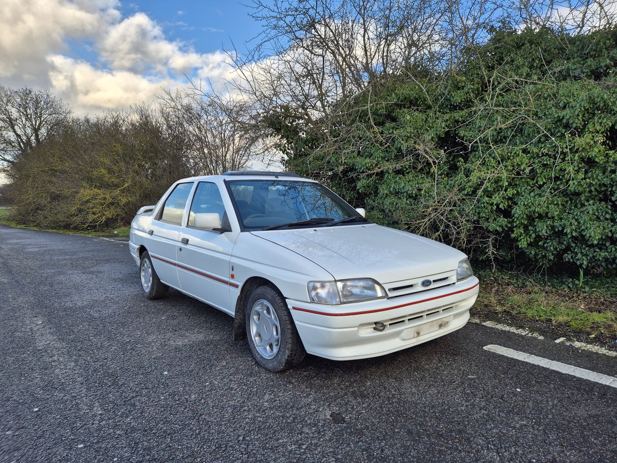 1990 Ford Orion White Manual, 5 speed Right Hand Drive in Gainsborough ...