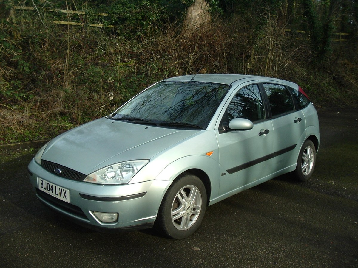 2004 Ford Focus Green Manual, 5 speed Right Hand Drive in United ...
