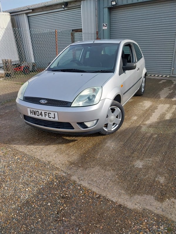 2004 Ford Fiesta - 1 2004 Ford Fiesta - 1