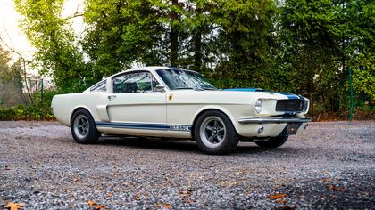 Ford Mustang Shelby GT 350