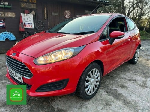 FORD FIESTA 1.2 STYLE 2014 £35 TAX GROUP 4 LONG MOT SERVICED VENDIDO