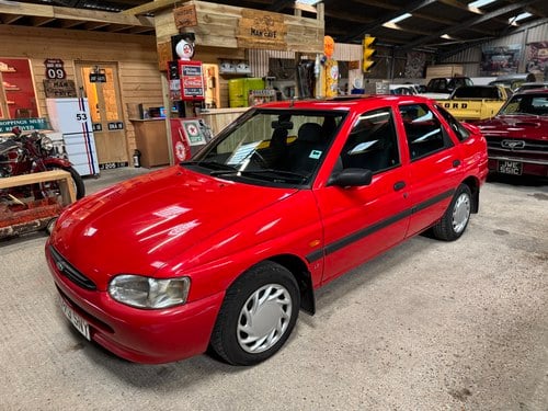 1996 Ford Escort Mark 6 (1995 - 2002) Saloon VENDIDO