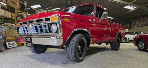 1977 Ford Custom F100 SWB VENDU
