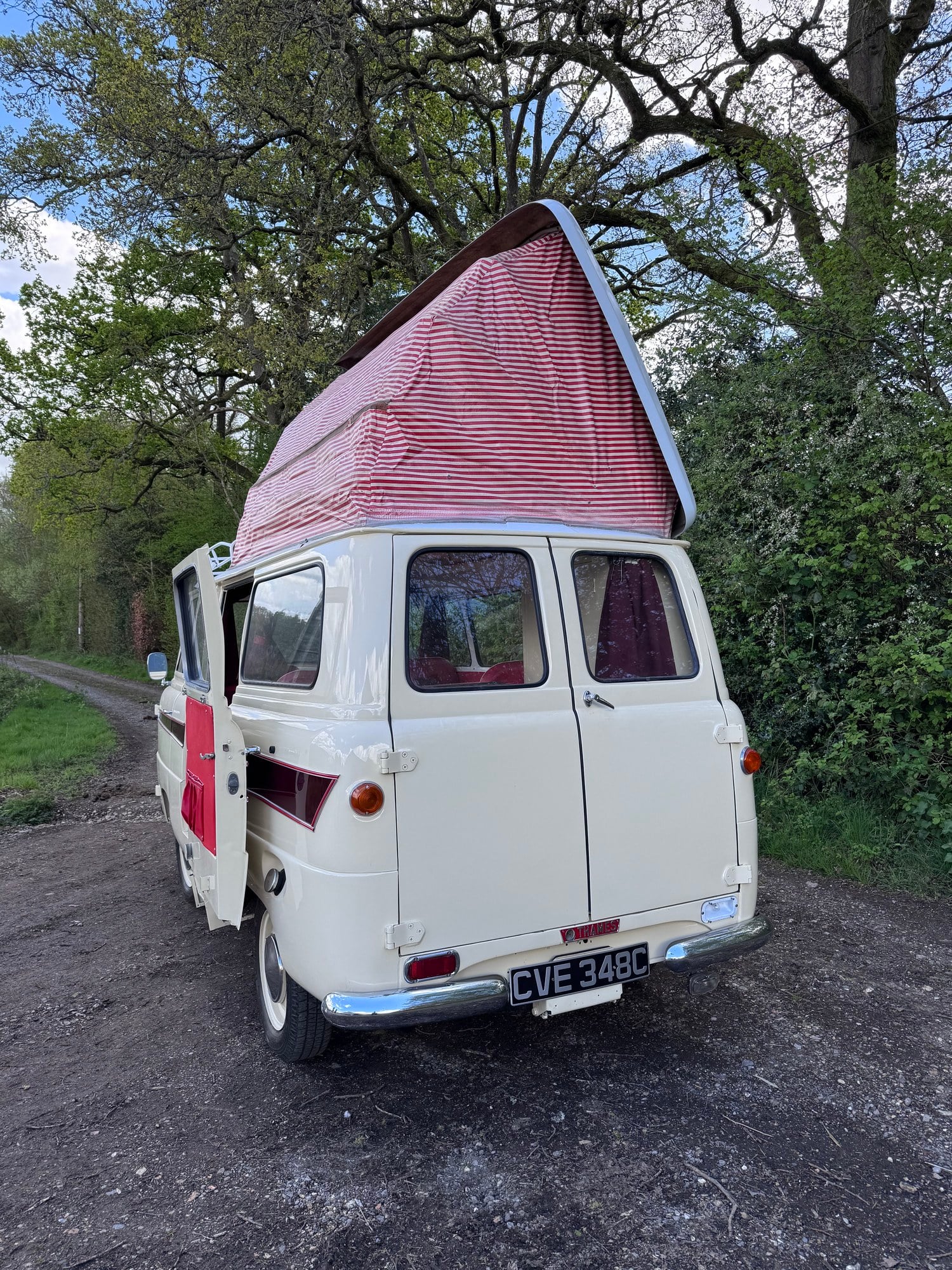 1965 Ford Thames 400e Dormobile Camper, foto 6
