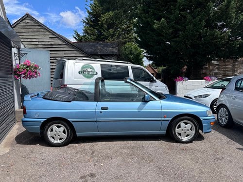 1992 Ford Escort Mark 5 (1990 - 1995) XR3i Saloon VENDU