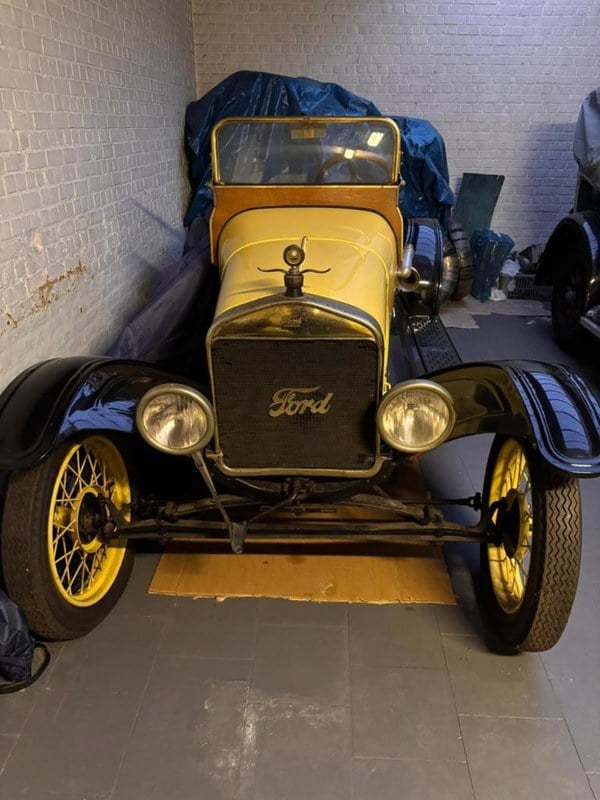 1922 Ford Model T - 2 1922 Ford Model T - 2