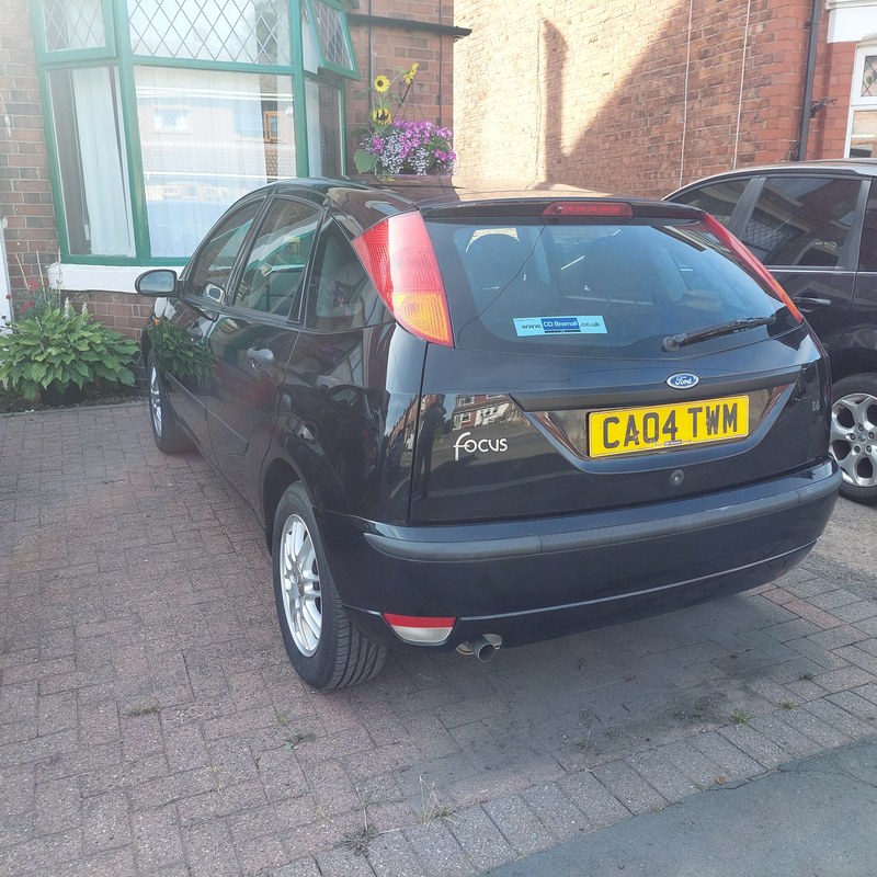 2004 Ford Focus - 2 2004 Ford Focus - 2
