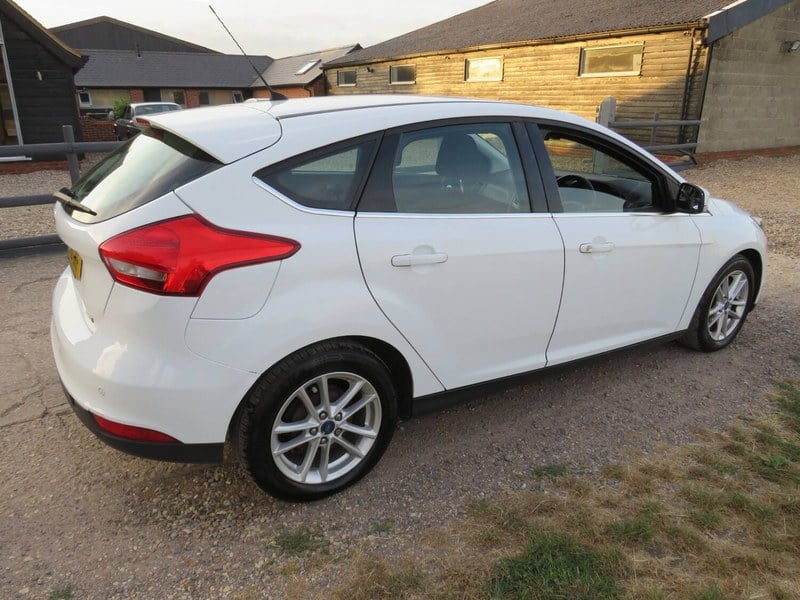 2016 Ford Focus - 2 2016 Ford Focus - 2