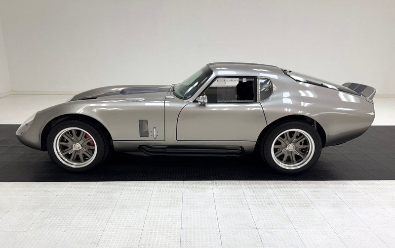 1965 Ford GT40 - 2 1965 Ford GT40 - 2