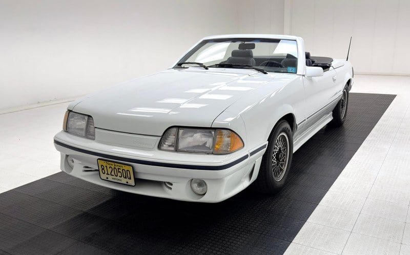 1987 Ford Mustang - 2 1987 Ford Mustang - 2