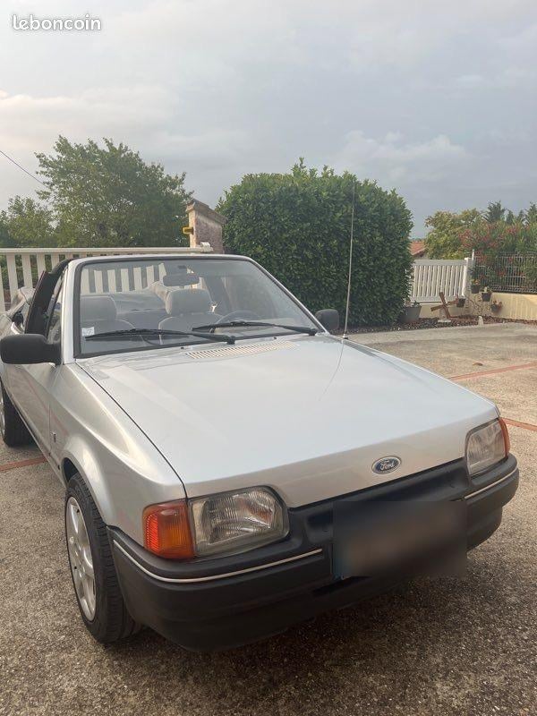 1986 Ford Escort - 1 1986 Ford Escort - 1