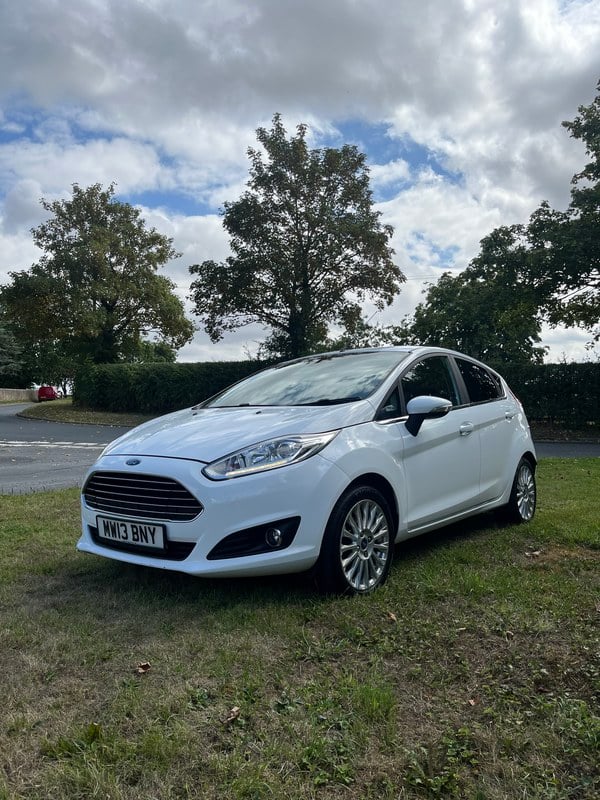 2013 Ford Fiesta - 1 2013 Ford Fiesta - 1