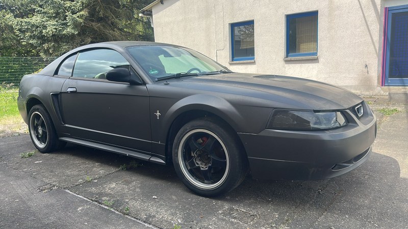 2001 Ford Mustang - 1 2001 Ford Mustang - 1