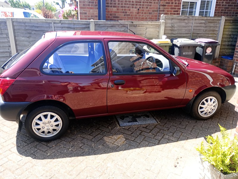 1998 Ford Fiesta - 2 1998 Ford Fiesta - 2