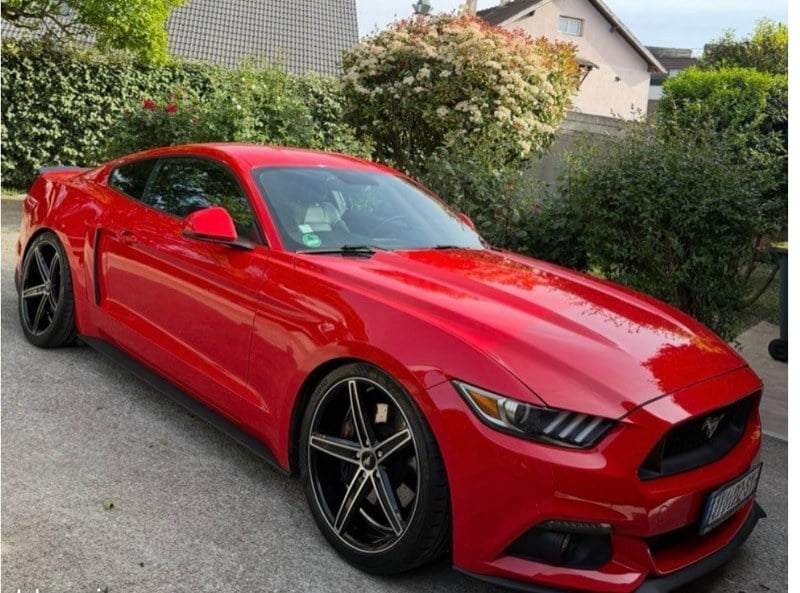 2016 Ford Mustang - 1 2016 Ford Mustang - 1