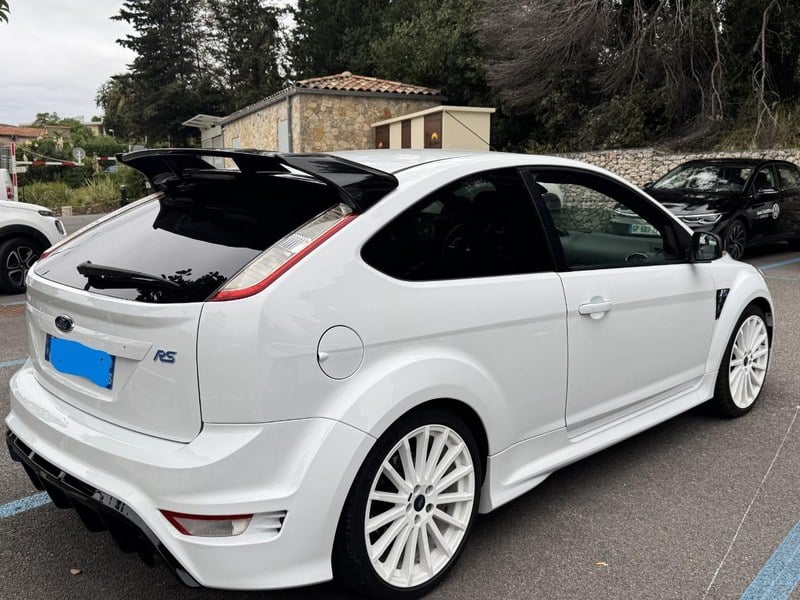 2009 Ford Focus - 2 2009 Ford Focus - 2