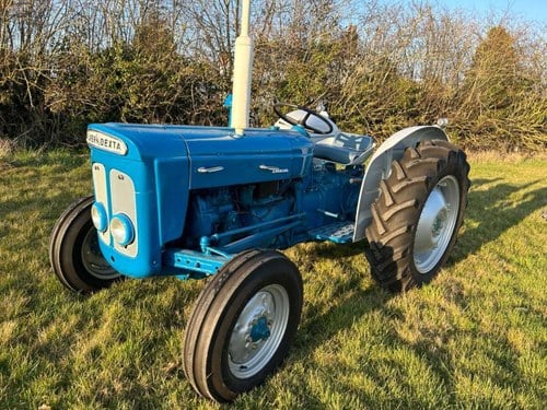 1964 Fordson Super Dexta (New Performance) For Sale by Auction