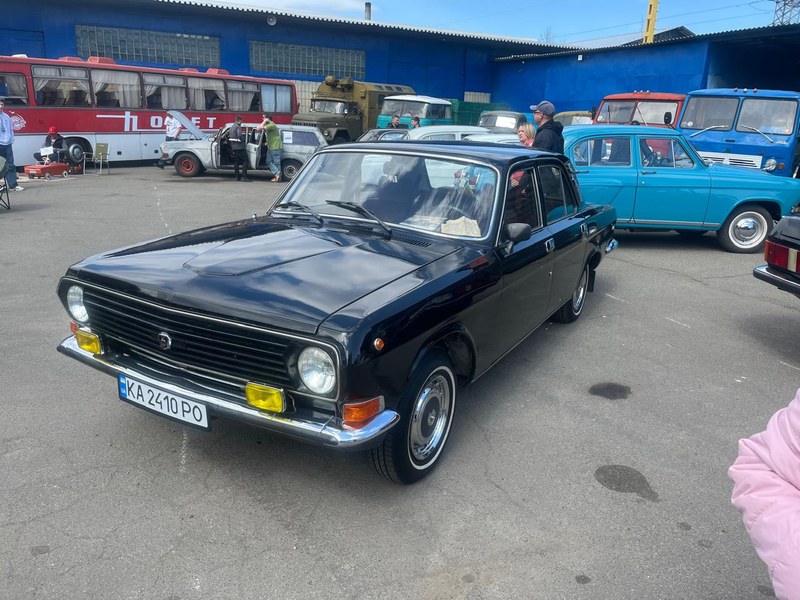 1987 Gaz 2410 - 2 1987 Gaz 2410 - 2