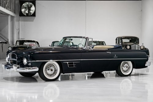 1957 DUAL-GHIA CONVERTIBLE (PURCHASED NEW BY FRANK SINATRA) In vendita