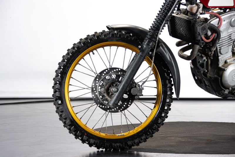 1986 Gilera DAKOTA 350 “RAT BIKE” Rojo Manual, Velocidad 3 en Italia ...