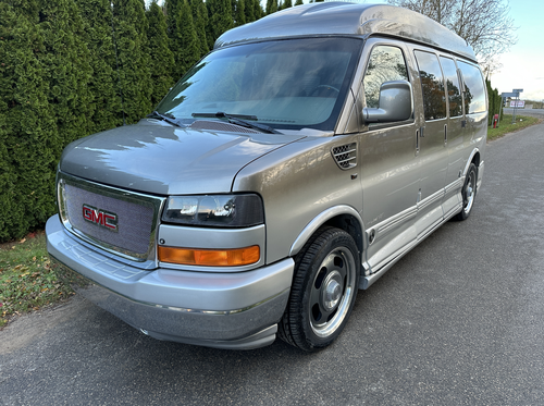 2010 GMC SAVANA À venda