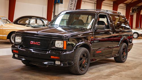 Picture of 1993 GMC Typhoon: Unleash the Power of American Ingenuity - For Sale