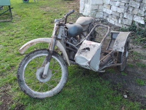 Lot 55 - A 1965 Greeves TFS Triumph Combination project  For Sale by Auction