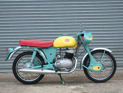1965 Greeves 25 DCX Sportsman 250cc For Sale by Auction