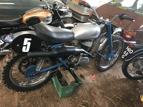 1958 VERY RARE GREEVES HAWKSTONE 250 SOLD