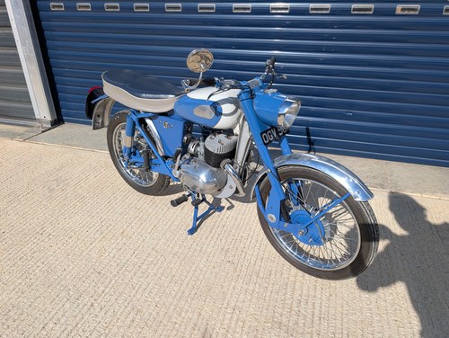 1960 GREEVES 25DB Sports Twin 250cc MOTORCYCLE Vente aux enchères