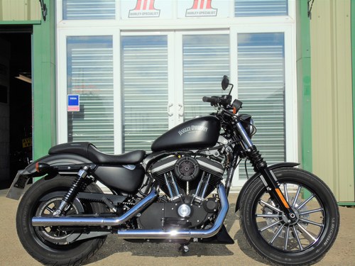 2013 Harley-Davidson XL 883 N Iron, Only 1400 From New In vendita