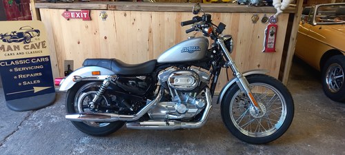 2008 Harley Davidson 883 Sportster Low.  Only 2562 miles For Sale