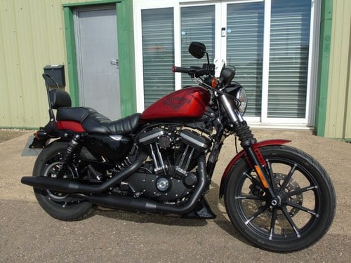 Harley-Davidson XL 883 N Iron 2019, Only 4200 Miles From New À venda