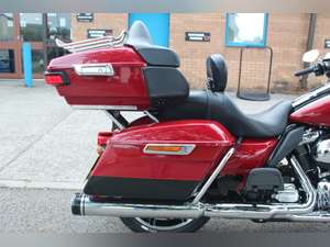 2021 71 Harley-Davidson Ultra Limited Touring 114 **Red** For Sale (picture 7 of 12)