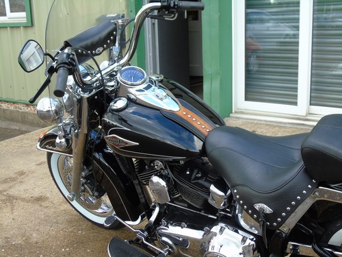 2010 Harley Davidson Softail Heritage Classic - 8