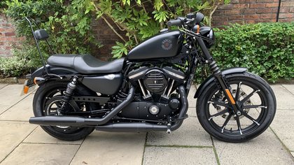Harley Davidson XL883N Iron, Only 951m, Very Clean Bike