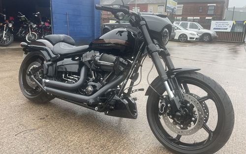 2016 Harley Davidson Breakout (picture 1 of 8)