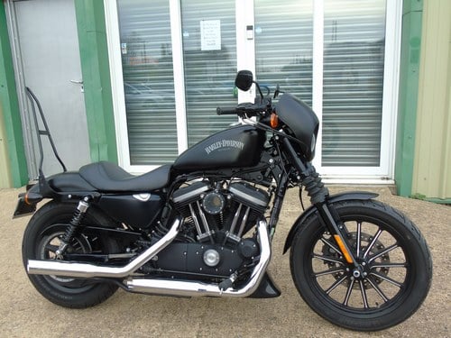 2015 Harley-Davidson XL 883 N Iron Sportster, Nice Extra's. For Sale