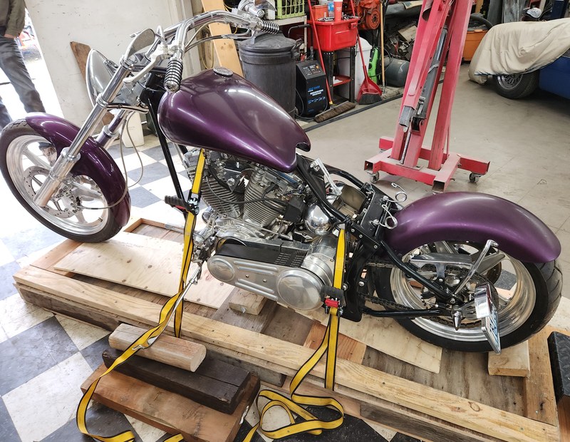 2003 Harley Davidson Softail Custom Purple Manual in United States