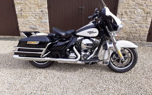 2016 Harley Davidson Electra Glide (picture 1 of 11)