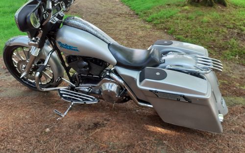 2006 Harley Davidson Street Glide (picture 1 of 6)