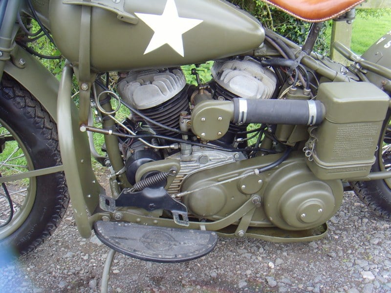 1943 Harley Davidson WLA - 4