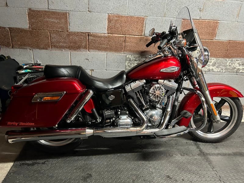 2013 Harley Davidson Dyna Switchback Red Manual, speed in