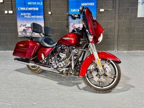 2016 HARLEY-DAVIDSON Touring 1690 FLHXS Street Glide Special For Sale